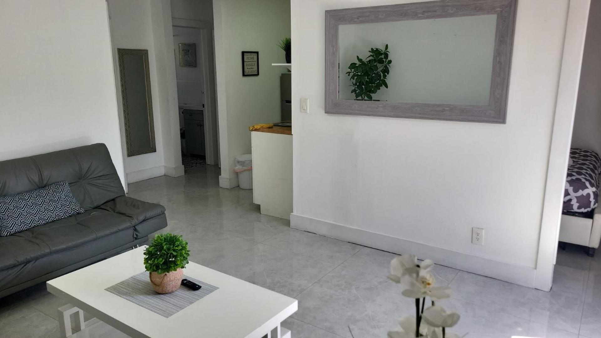 Apartment Funston Hollywood